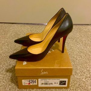 Black Louboutins - 36.5 - Apostrophy Pump